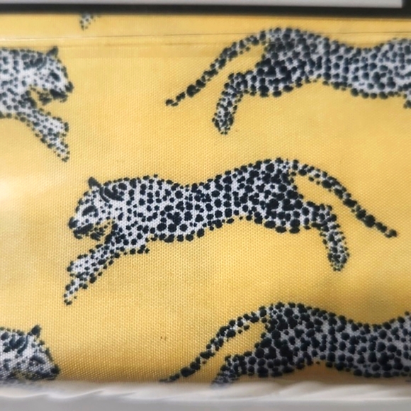 NY & Co. Home Collection Leaping Leopard Spot On 3 Pc Microfiber Sheets Twin XL - Picture 6 of 8